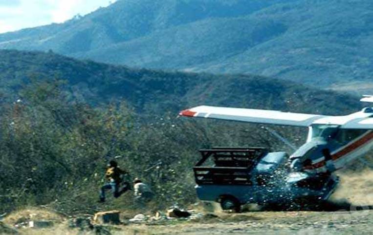 2plane.jpg